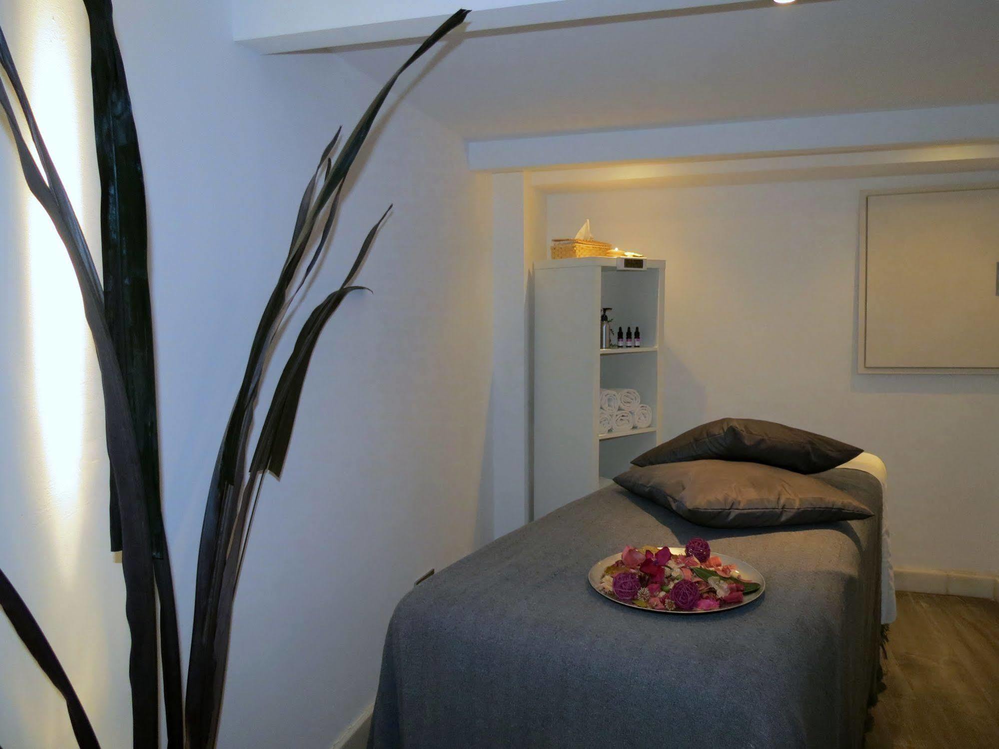 Bg Nautico Ebeso Hotel อิบิซาทาวน์ ภายนอก รูปภาพ